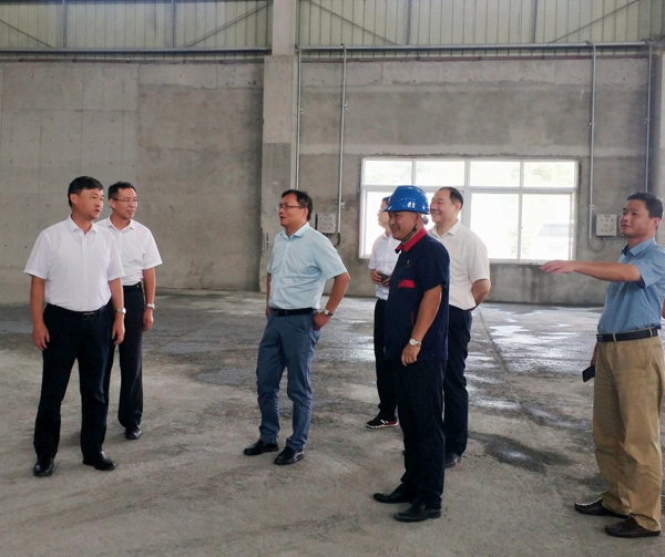 集團(tuán)公司黨委委員、股份公司黨委書記、總經(jīng)理蔣培進(jìn)到矸石項(xiàng)目部調(diào)研 