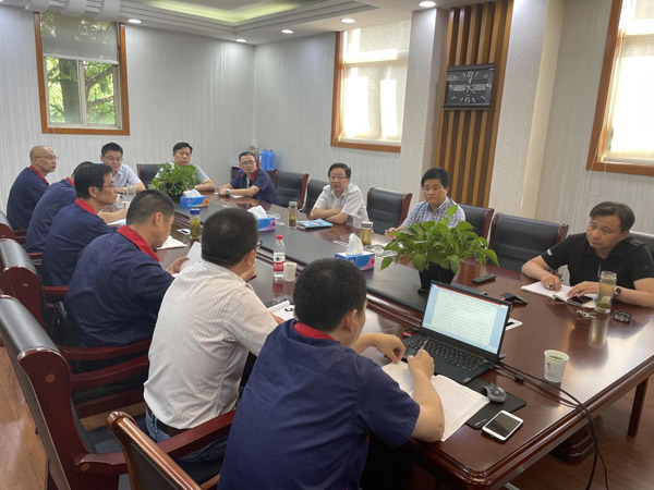 公司開展年中工作調(diào)研 公司開展年中工作調(diào)研