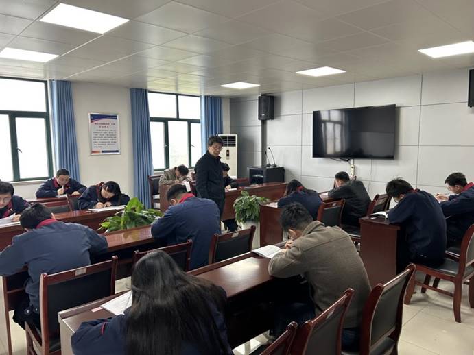 建材公司、檢測(cè)公司聯(lián)合開展管理人員業(yè)務(wù)提升考試